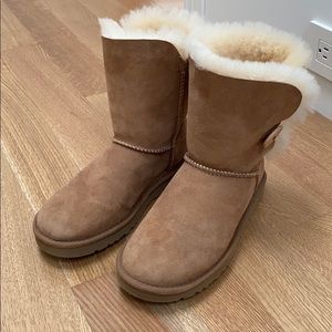 Like new classic UGG